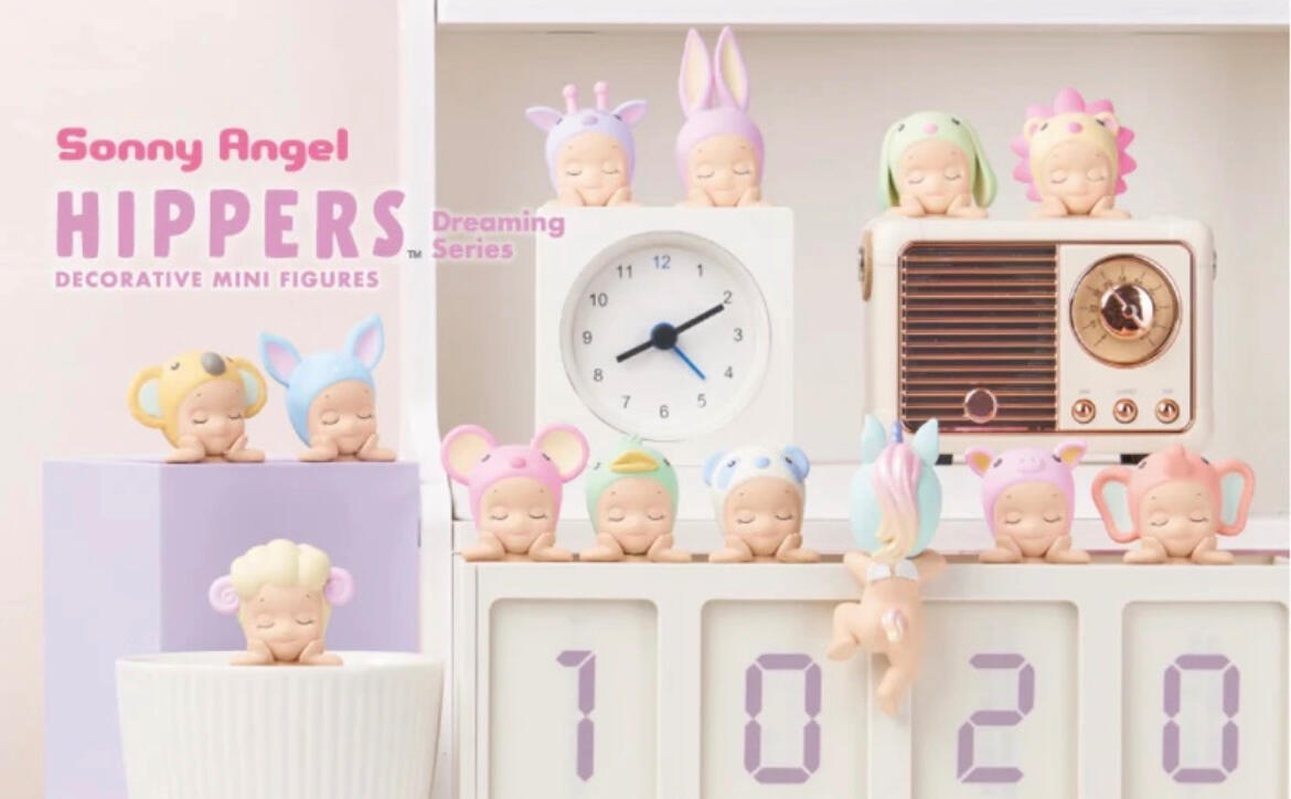 Dreaming Hippers - $39.99